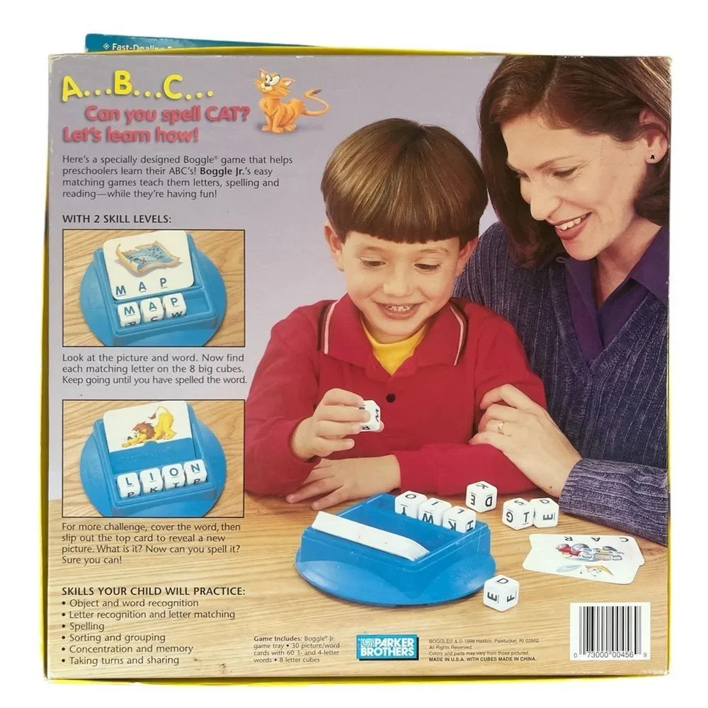 Boggle Junior board game learning spelling making words preschool Age 3 to 6